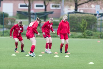 Bild 153 - wBJ SV Wahlstedt - TuS Tensfeld : Ergebnis: 0:0